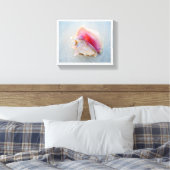 Queen Conch Shell op Bahamas Beach Canvas Afdruk (Insitu (Slaapkamer))