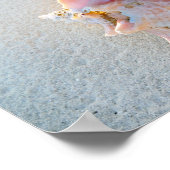 Queen Conch Shell op Bahamas Beach Poster (Hoek)