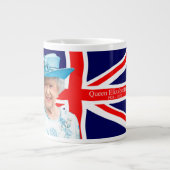 Queen Elizabeth ll Grote Koffiekop (Voorkant)