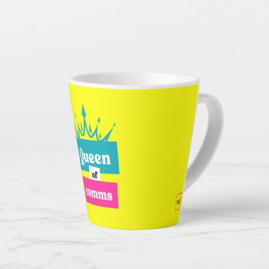 Queen of comms latte mok (Rechterhoek)