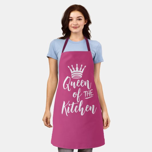 Queen of Kitchen Schort, Roze gepersonaliseerde mo Schort (Gedragen)