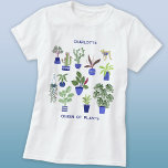 Queen of Planten Gepersonaliseerd T-shirt<br><div class="desc">Dit gepersonaliseerde Queen of Planten-ontwerp is ideaal voor iedereen met een groene duim of een groene duim en heeft een leuk kamerplantpatroon, met kleurrijke cactussen, vetplanten en andere planten in marineblauwe en kobaltblauwe planten potten. Ideaal voor elke tuinier of plant persoon. Wijzig de naam en tekst om deze aan te...</div>