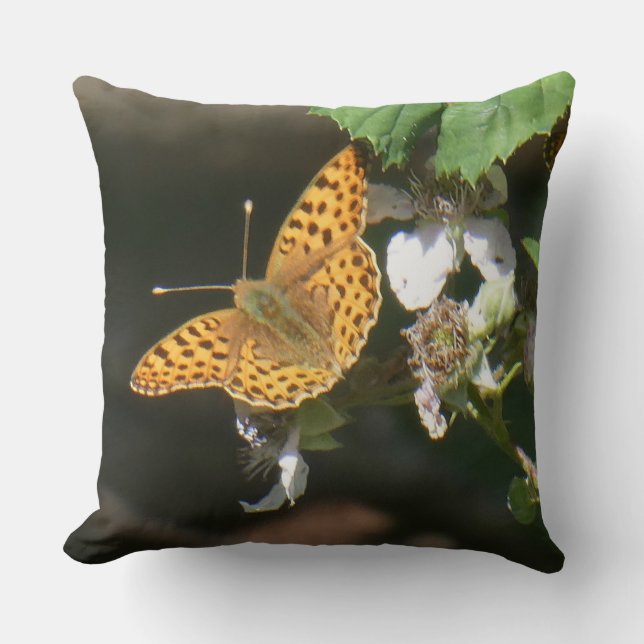 Queen of Spain fritillary Butterfly Throw Pillow Kussen (Voorkant)