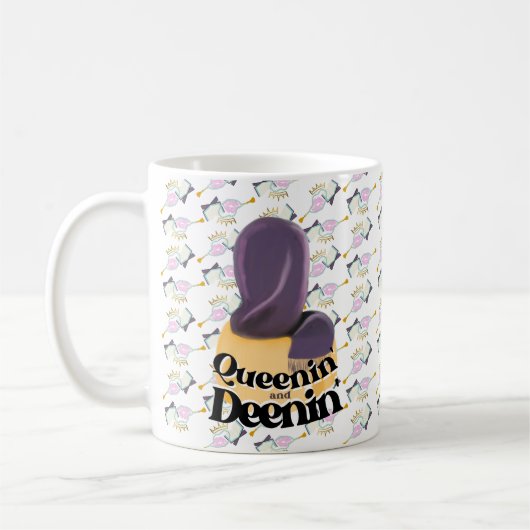 Queenin en Deenin - Mok koffie (Links)