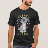 Queens Guard Pitbull Dog Gift T-shirt (Voorkant)