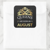 Queens wordt geboren in augustus I Vierkante Sticker (Tas)