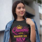 Queens wordt geboren in juli Faux Glitter Birthday T-shirt