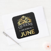 Queens wordt geboren in juni I Vierkante Sticker (Envelop)