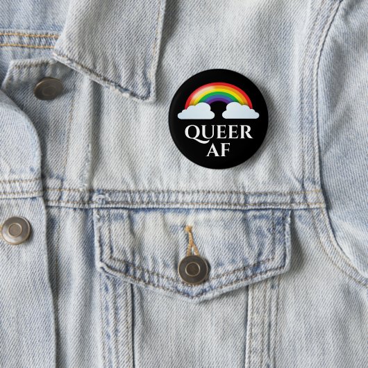 "Queer AF"-regenboog en wolken Ronde Button 5,7 Cm (In situ)