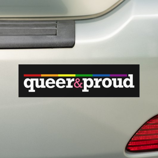 Queer en trotse zwarte Bumpersticker (Op auto)
