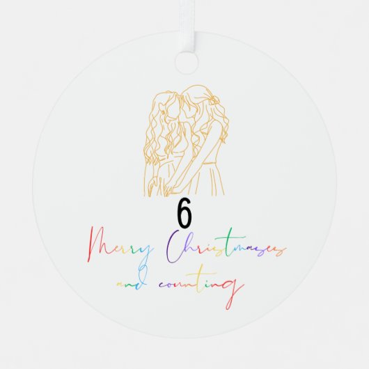 Queer Lesbisch Paar Kerstmis Ornament (Geel) (Voorkant)