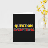 Question Everything Bold Tygraphy Graphic  Kaart (Gele Bloem)