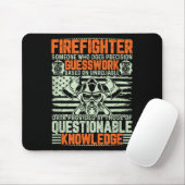 Questionable Knowledge Fireman Gift Proud Firefigh Muismat (Met muis)