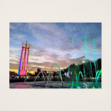 Quezon Memorial Circle Park Quezon City bij nacht 