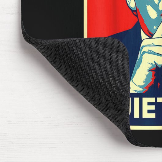 Quiet Ggy Tees Funny Quiet Ggy  Muismat (Hoek)