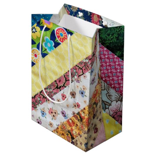 Quiled Print Pattern Medium Cadeauzakje (Achterkant Gekanteld)