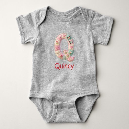 Quilted Patchwork Initial Letter Q Nursery Romper (Voorkant)
