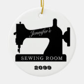 Quilter Sewing Room Sewing Machine Christmas Keramisch Ornament (Voorkant)