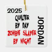 Quilter Zombie Slayer Aangepast Keramisch Ornament (Voorkant)