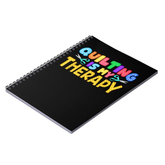 Quilting is mijn therapie | Verkiezing van geboort Notitieboek (Linkerzijde)