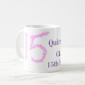 Quinceanera 15e verjaardag roze glitter sjabloon koffiemok (Voorkant links)