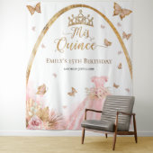 Quinceanera achtergrond | Bloemblush roze jurk Wandkleed (In situ)