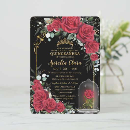 Quinceañera Betoverde Rode Rozen Bloemen Zwart Gou Kaart (Staand voorkant)
