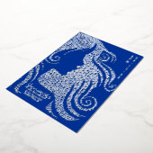 Quinceañera blauw meisje silhouet in harten zilver folie feestdagenkaart (Gedraaid)