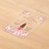 Quinceañera Blush Pink Rose Bloemenvlinder Acryl Uitnodigingen (Laagn)