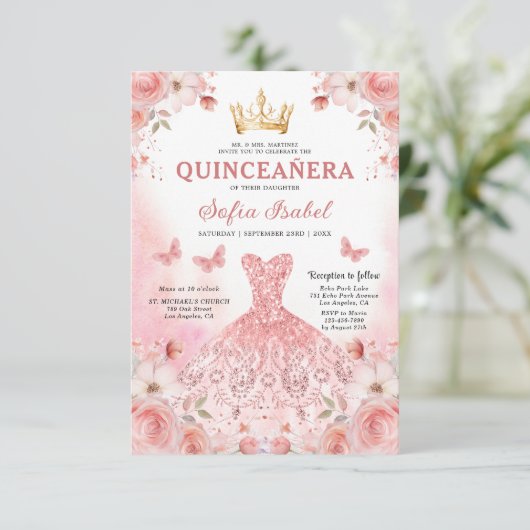 Quinceañera Blush Pink Rose Bloemenvlinder Kaart (Staand voorkant)