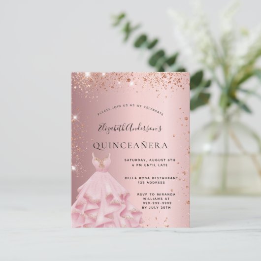 Quinceanera blush roze rose gouden jurk uitnodiging briefkaart (Staand voorkant)