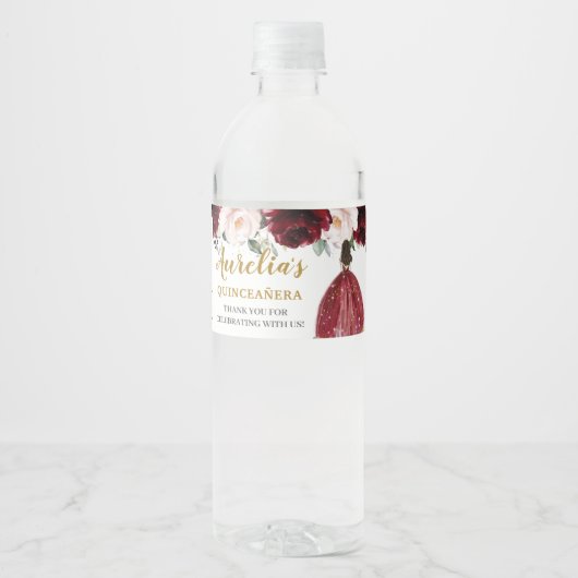 Quinceañera Bourgondië Blush Bloemen 16e verjaarda Waterfles Etiket (Voorkant)