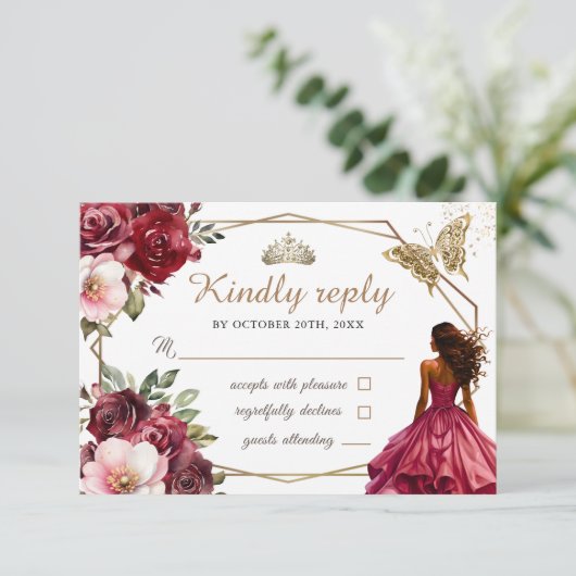 Quinceañera Bourgondië Blush Bloemen Prinses RSVP (Staand voorkant)