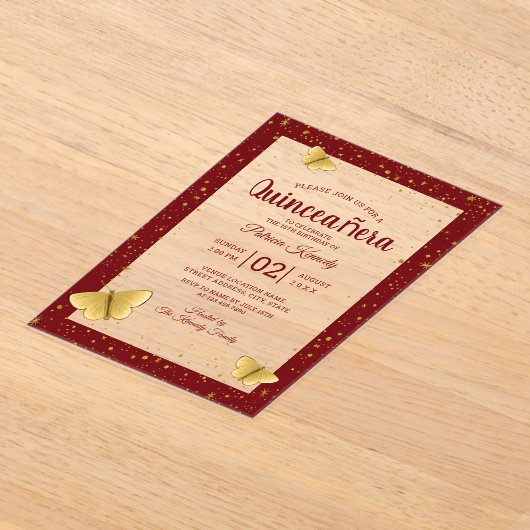 Quinceañera Bourgondië & Gouden Vlinders 15 Verjaa Acryl Uitnodigingen (Laagn)