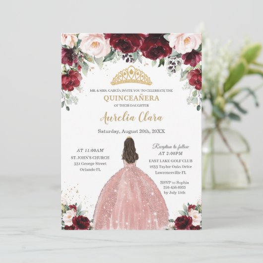 Quinceañera Burgundy Blush Floral Roos Gold Dress Kaart (Staand voorkant)