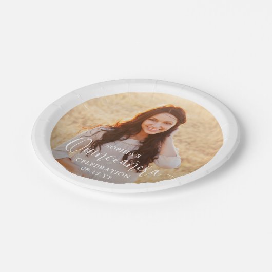 Quinceañera Foto en Modern Trendy Wit Script Papieren Bordje (Gekanteld)