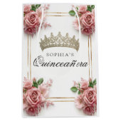 Quinceañera Pink Rose Crown Verjaardagsgunsten Medium Cadeauzakje (Voorkant)
