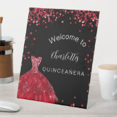 Quinceanera red black glitter-jurk reclamebord met voetstuk (Insitu)