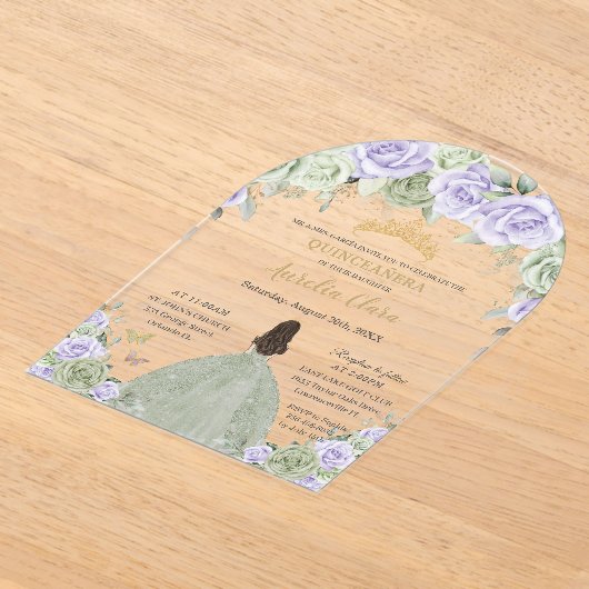 Quinceañera Sage Groene Paarse Lila Bloemenboog Acryl Uitnodigingen (Laagn)