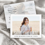 Quinceañera Save the Date 2 Foto minimalistisch Aankondigingskaart<br><div class="desc">Deel het vreugdevolle nieuws van een aankomend Quinceañera-feest met chique 2-foto sla de datum briefkaart-uitnodigingen op. De afbeeldingen en alle bewoordingen van deze sjabloon zijn eenvoudig te personaliseren. De kleuren, lettertypestijlen en dekking van de bedekking kunnen eenvoudig worden aangepast met de Zazzle Design Editor. Het moderne minimalistische zwart-witontwerp is voorzien...</div>