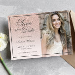 Quinceañera Save the Date Roos Gold Glitter Photo<br><div class="desc">Quinceañera 15th Birthday Uitnodiging Sparen het Roos van het manuscript van de Datum Gold Glitter Ombre blush roze fotokaart. Deze kaart kan ook worden gebruikt voor Sweet 16,  afstuderen of verjaardag.</div>