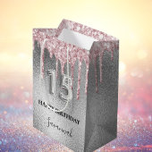 Quinceanera Silglitter druppelt roze monogram Medium Cadeauzakje