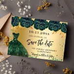 Quinceanera smaragd groen gouden jurk bloemals save the date<br><div class="desc">Een meisjesachtige en trendy Save the Date kaart voor een Quinceañera,  15e verjaardagsfeestje. Een faux goud uitziende achtergrond versierde groene rozen,  sprankeling en een groene jurk. Personaliseer en voeg een datum en naam/leeftijd toe. De tekst: Save the Date is geschreven met een groot trendy handgeschreven stijlscript.</div>