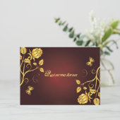 Quinceanera uitnodiging goud folie op bordeauxrood (Staand voorkant)