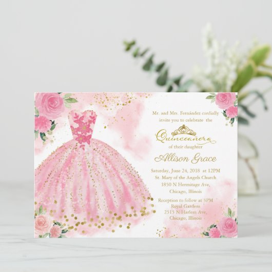 Quinceanera Uitnodiging Gouden Folie Hot Roze Gown (Staand voorkant)