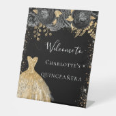 Quinceanera zwart gouden jurk bloemen welkom reclamebord met voetstuk (Voorkant)