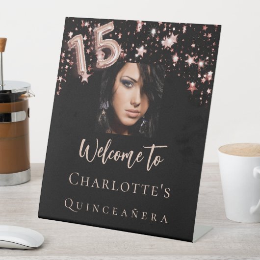 Quinceanera zwarte roos gouden fotosterren welkom reclamebord met voetstuk (Insitu)