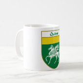Quinn Coat of Arms/Family Crest Koffiemok (Voorkant links)