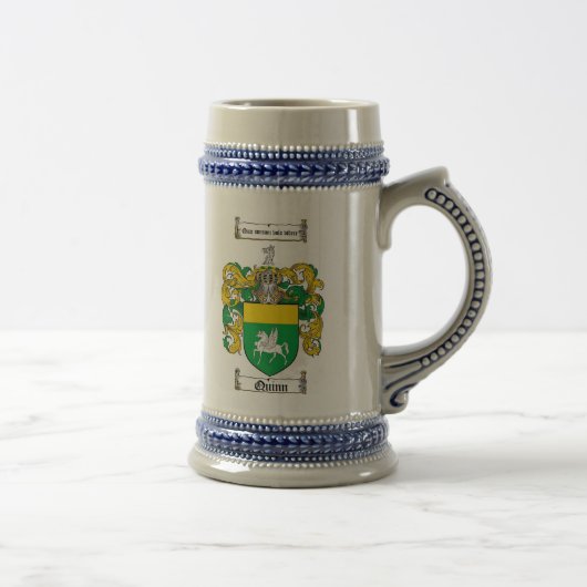 Quinn Coat of Arms Stein Bierpul (Rechts)