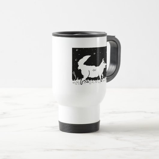 Quinn draagt een bliksembug reisbeker (Voorkant rechts)